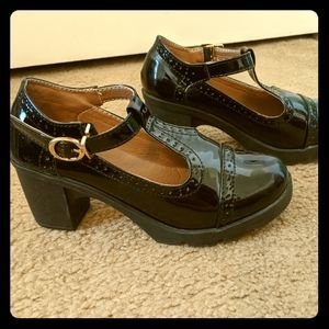 Patent leather platform Mary janes